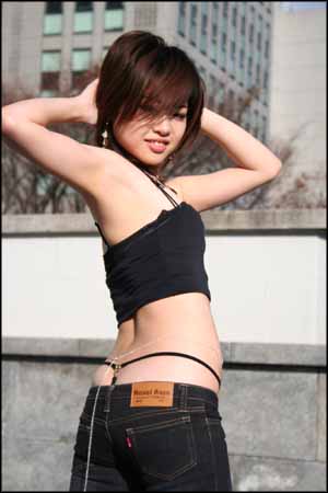 オリジナルローライズデニムのNavel Rose - 股上13cm